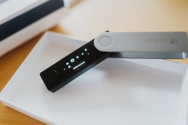 Hardware wallet til opbevaring af kryptovaluta